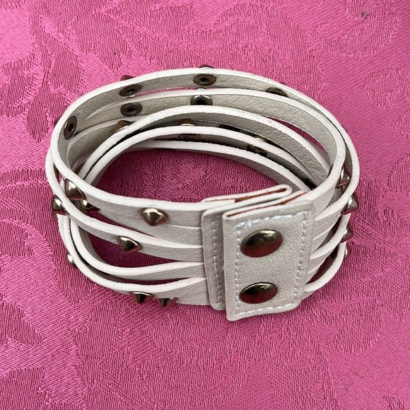 Snap Bracelet - Picture 2 of 2